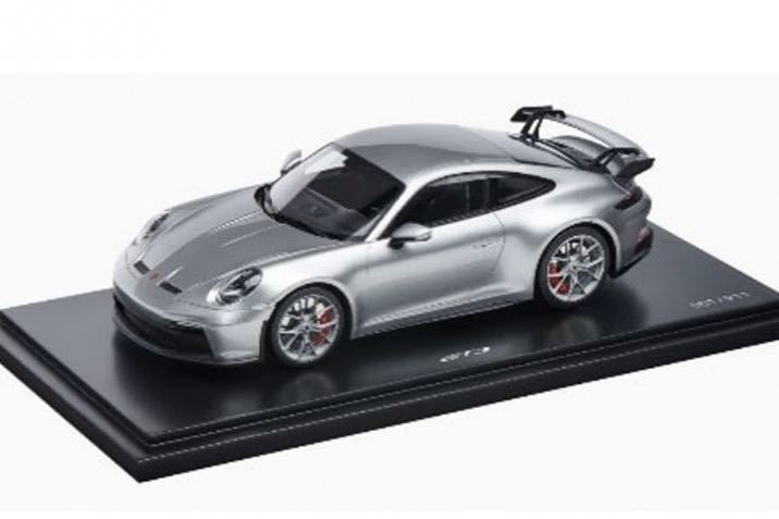 ヤマト工芸 1/43 特注 ミニチャンプス ポルシェ 911(992) カレラ4S