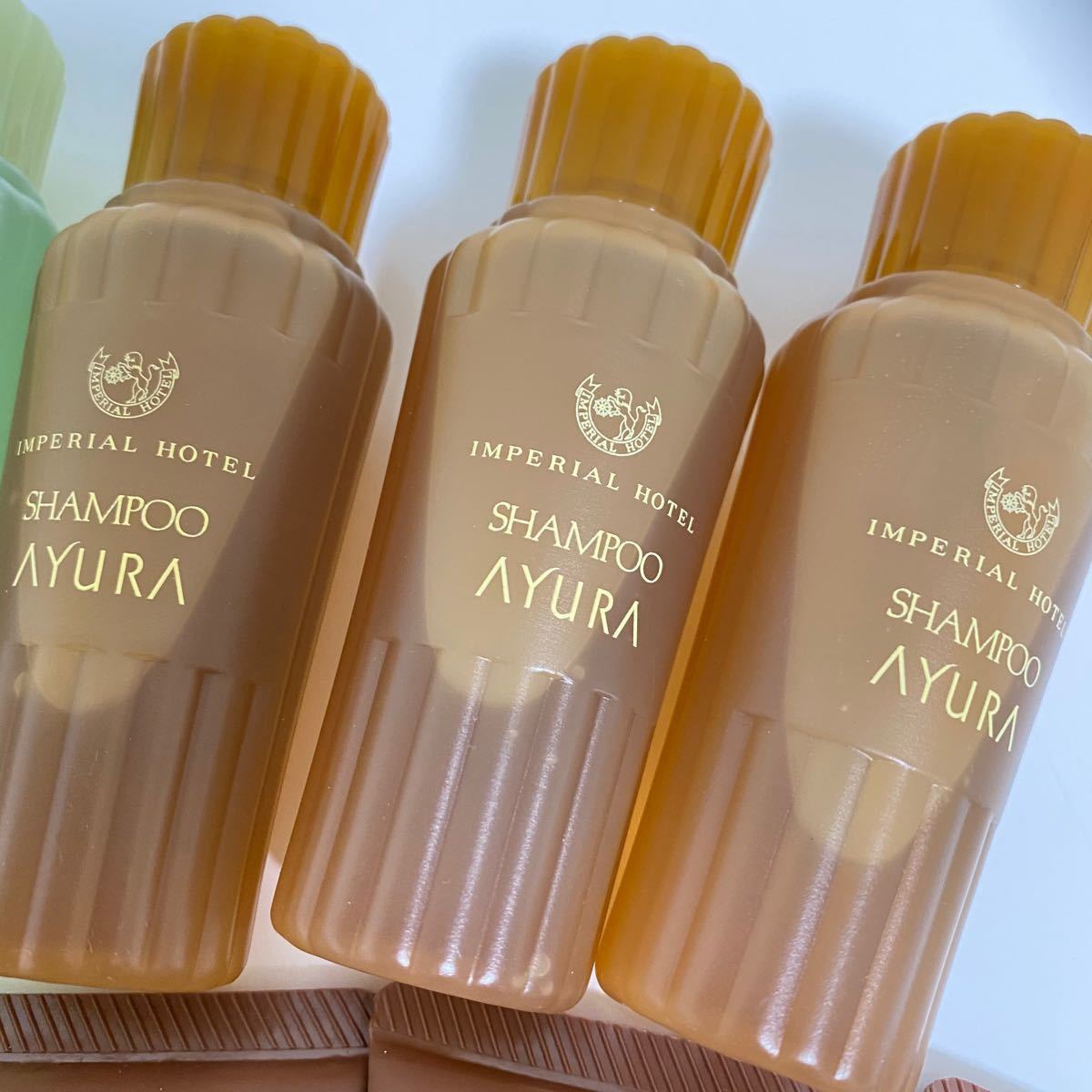 ブランド品専門の 未使用品 AYURA 帝国ホテル シャンプー4本 リンス4本