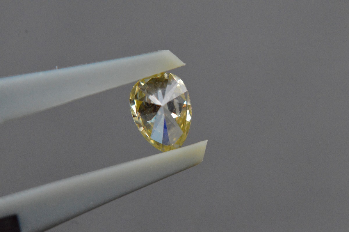 天然イエローダイヤモンド 0.187ct　ルース　FANCY　YELLOW　VS1/PS/NONE　CGL　石合わせ　CP-007_画像6