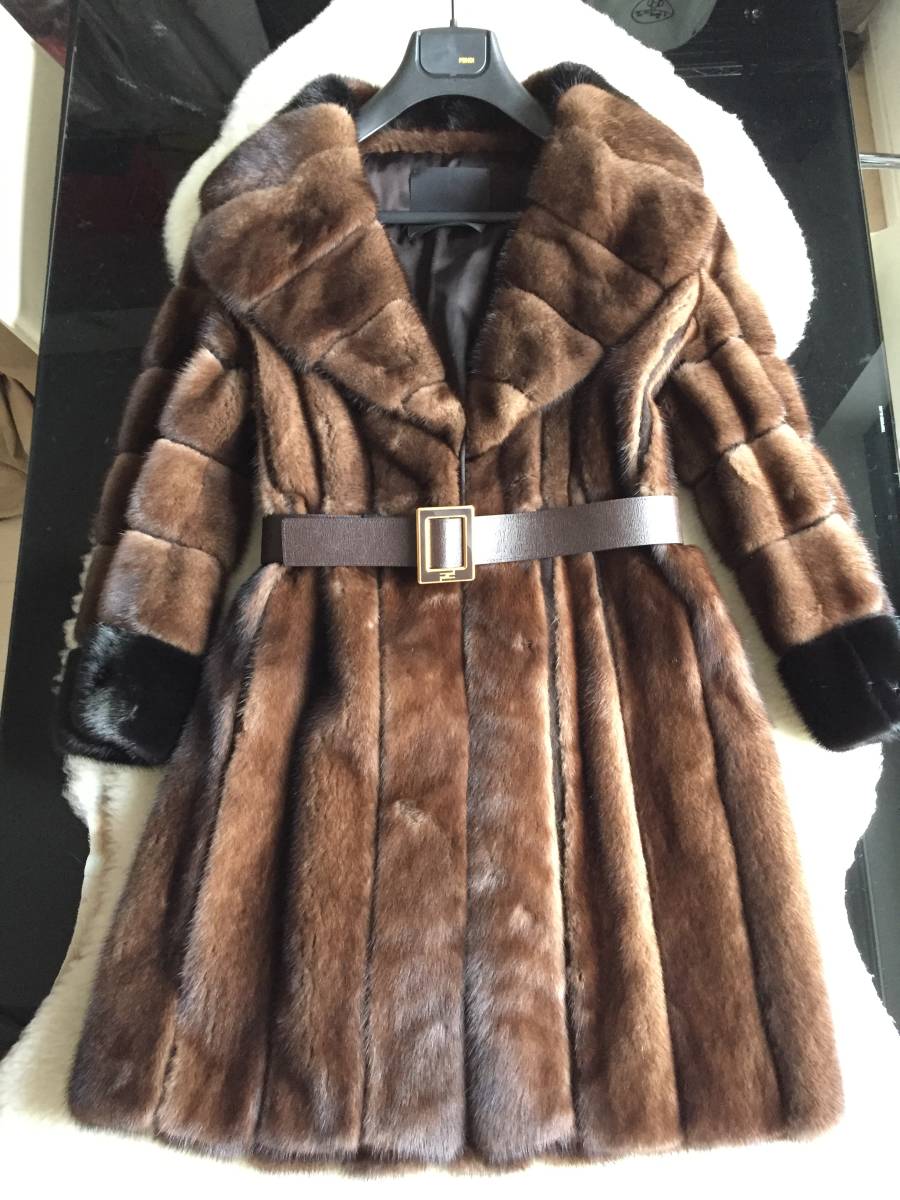 FENDI フェンディ ベルト付きコート 茶 ceratinxd.com