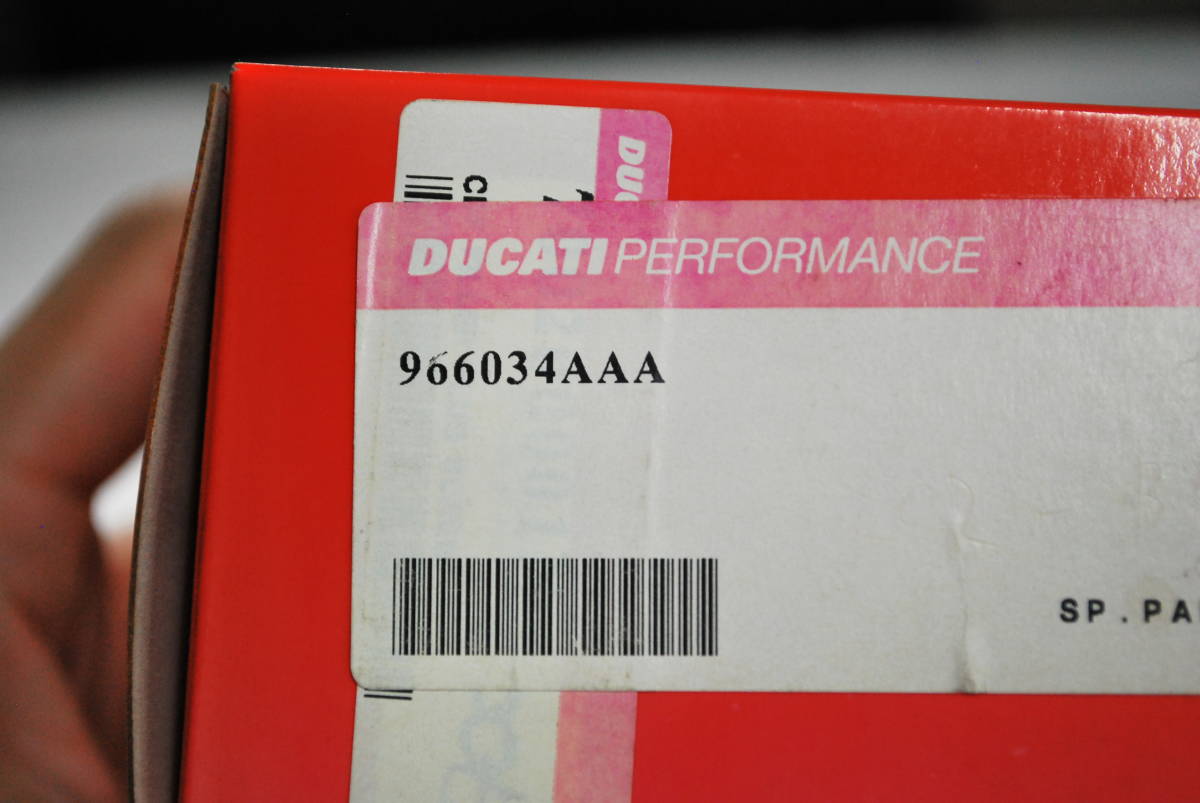DUCATI Ducati tanker cap for aluminium bolt Gold 966034AAA