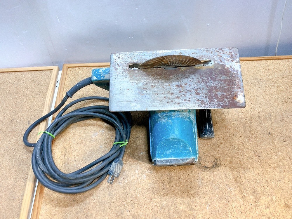 貴重 マキタ Makita 7型カッタ 4107B コンクリートカッター 電動 貴重 マキタ Makita 7型カッタ 4107B コンクリートカッター 電動