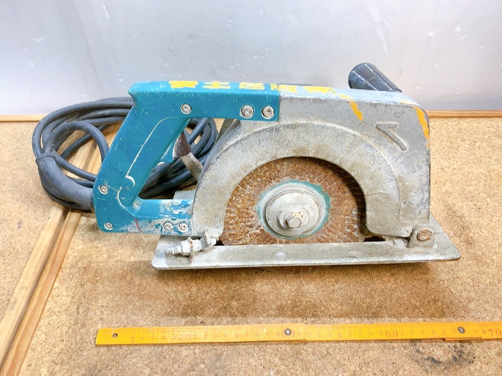 貴重 マキタ Makita 7型カッタ 4107B コンクリートカッター 電動 貴重 マキタ Makita 7型カッタ 4107B コンクリートカッター 電動