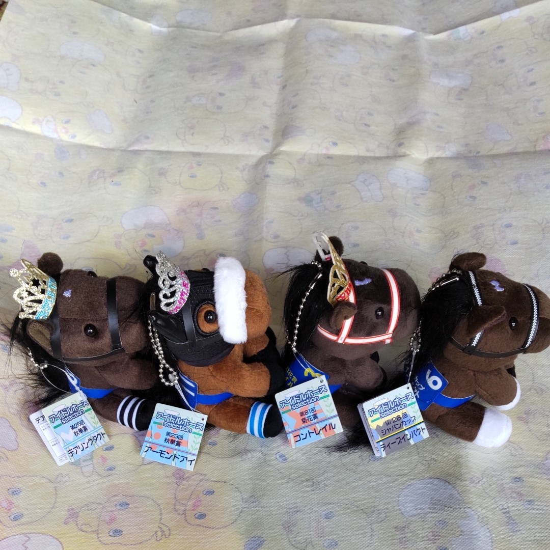 競馬グッズ　アーモンドアイ　コントレイル　デアリングタクト　ディープインパクト 競馬グッズアーモンドアイコントレイルデアリングタクトディープ