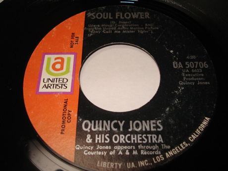 45★[QUINCY JONES / They Call Me Mr Tibbs] レアグルーブ サンプリングネタ クラシック 7inch 7インチ EP_画像2