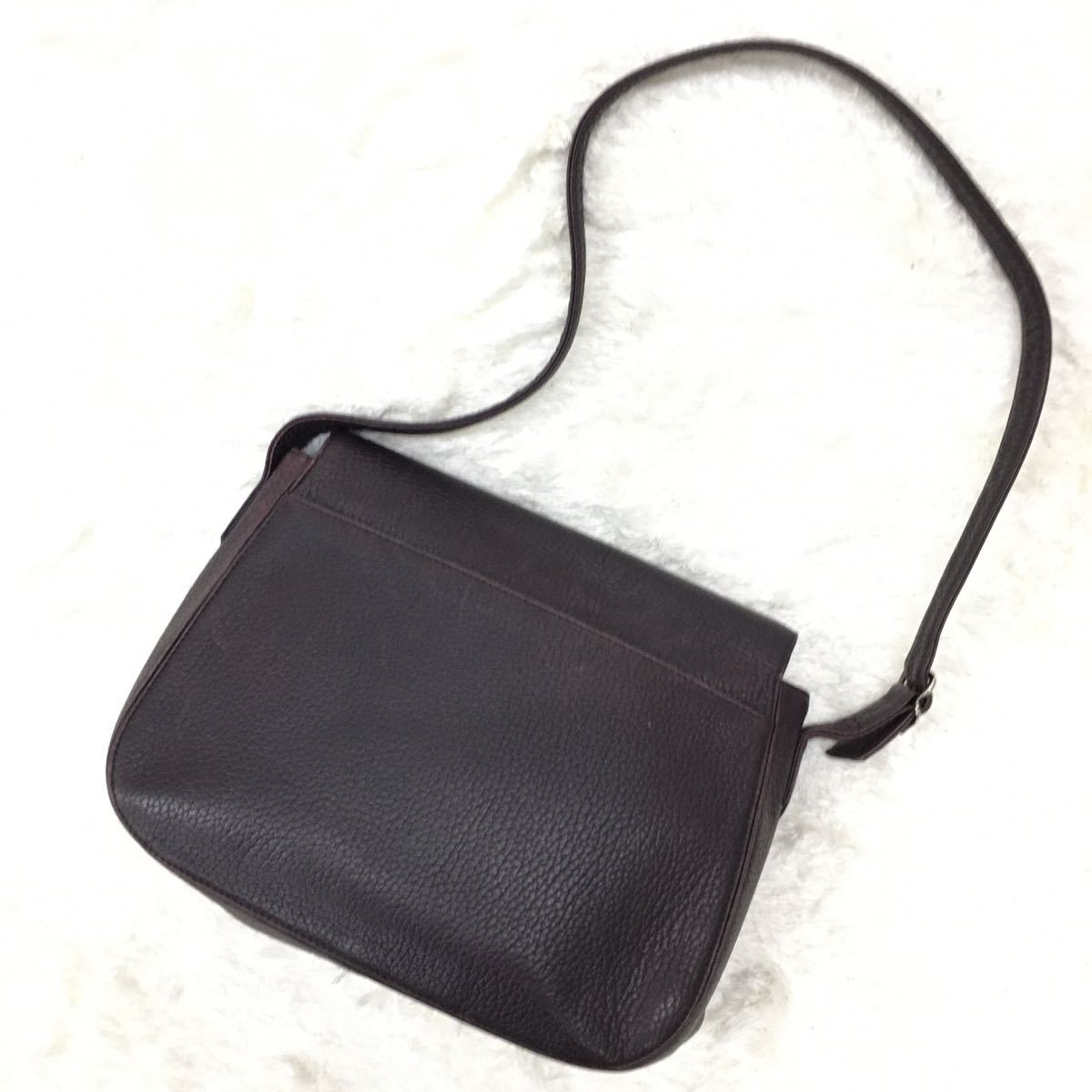 Yves Saint Laurent イヴ・サンローラン ショルダーバッグ 肩掛け ハート金具メッキ シルバーカラー 本革 レザー 裏地YSLロゴ総柄 紫 Yves Saint Laurent イヴ・サンローラン ショルダーバッグ 肩掛け ハート金具メッキ シルバーカラー 本革 レザー 裏地YSLロゴ総柄 紫