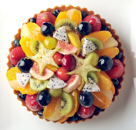 [ Heart type birthday cake to! memory day .! celebration to!] fresh . fruit . many used birthday cake 