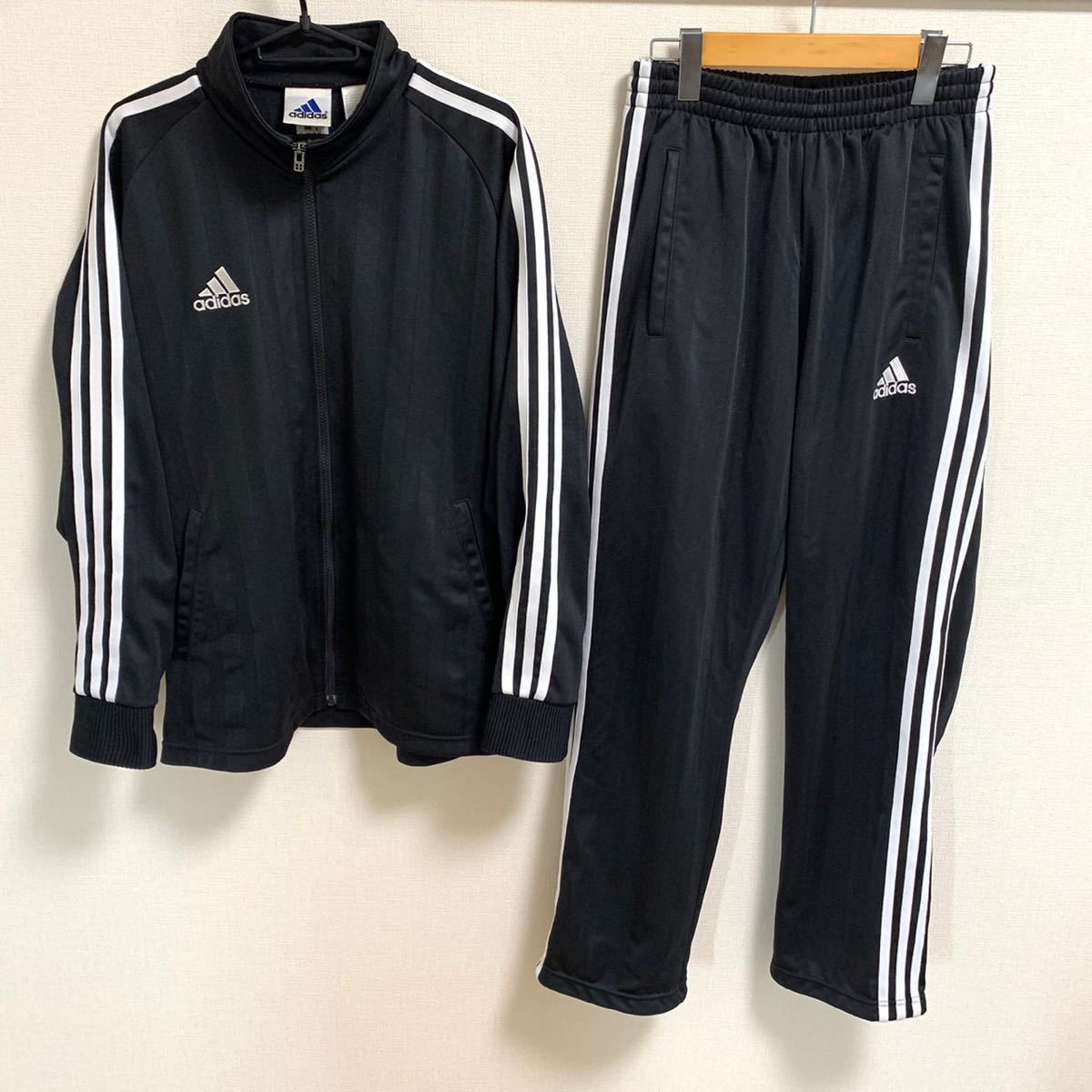 Yahoo!オークション   人気's adidas ジャージ 上下セット 黒