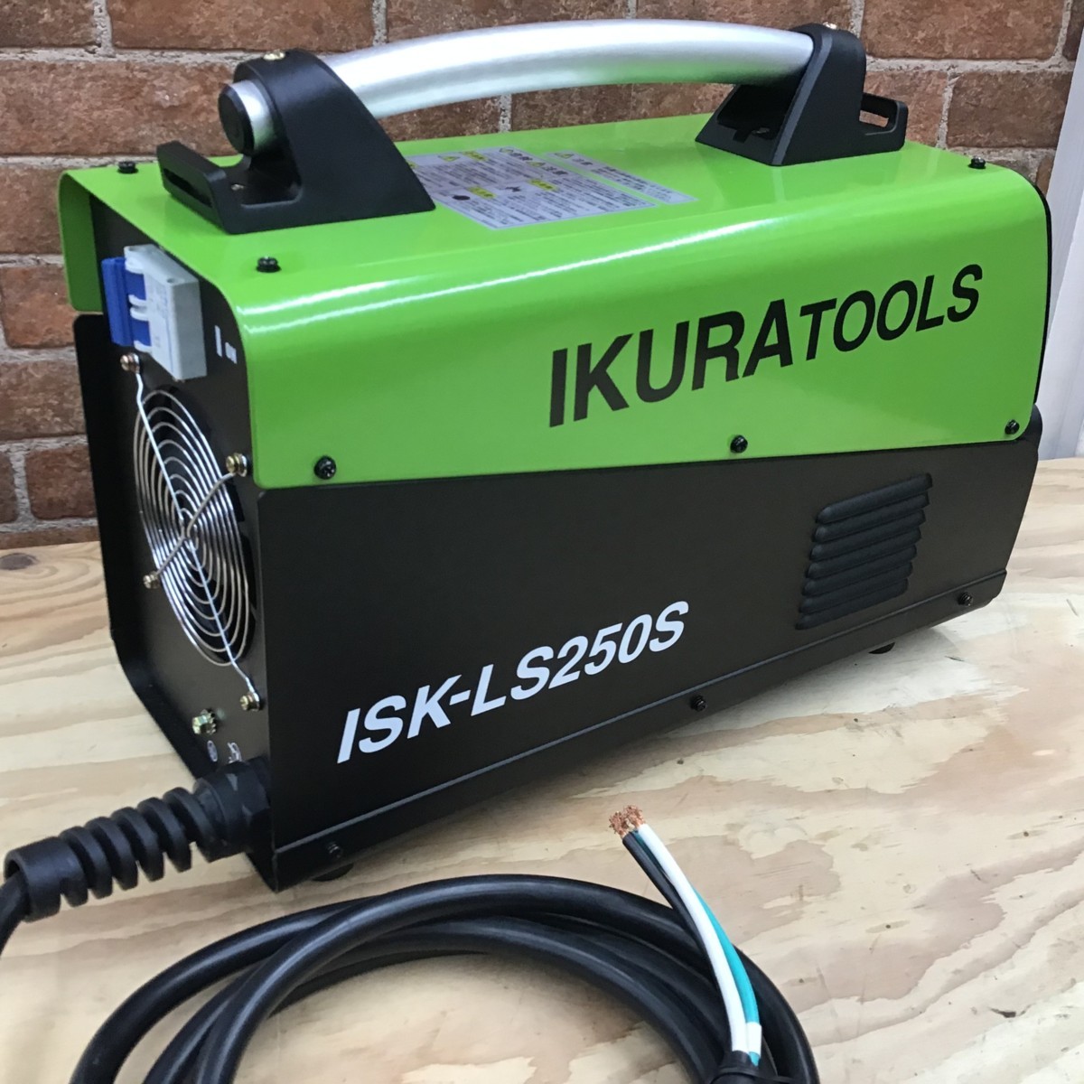 スタニングルアー 育良精機 インバーターライトアーク溶接機 ISK