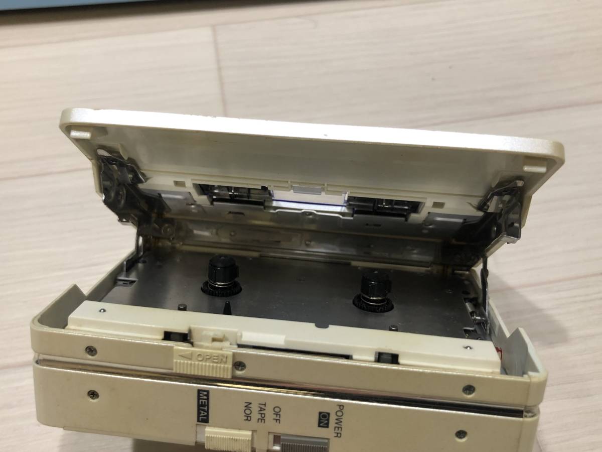 W576 National ナショナル ポータブルカセットプレーヤー WORLD way
