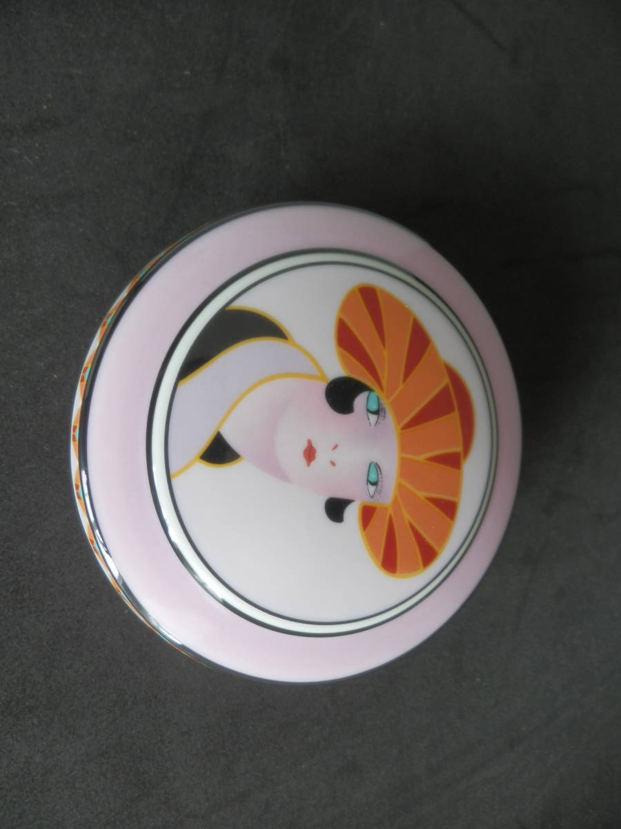  Old Noritake * art deco puff case ceramics made Mu jiam collection 