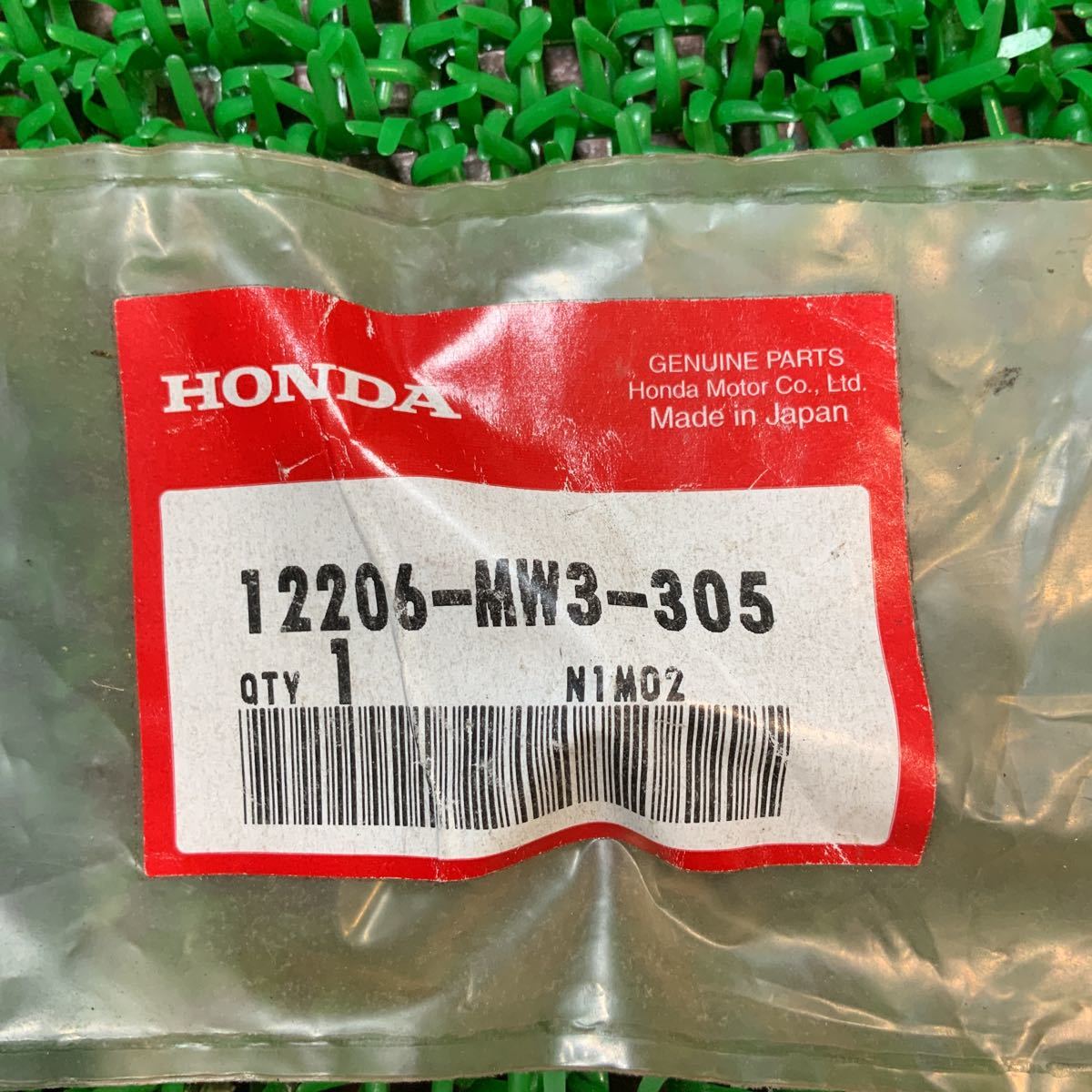 4-554　HONDA　ホンダ　CB750　純正　ガイド　エキゾーストバルブ　12206-MW3-305　未使用　部品　バイク_画像2