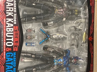 S.I.C 　VOL.53 　仮面ライダー　ダークカブト　&　ガタック　新品未開封　SIC