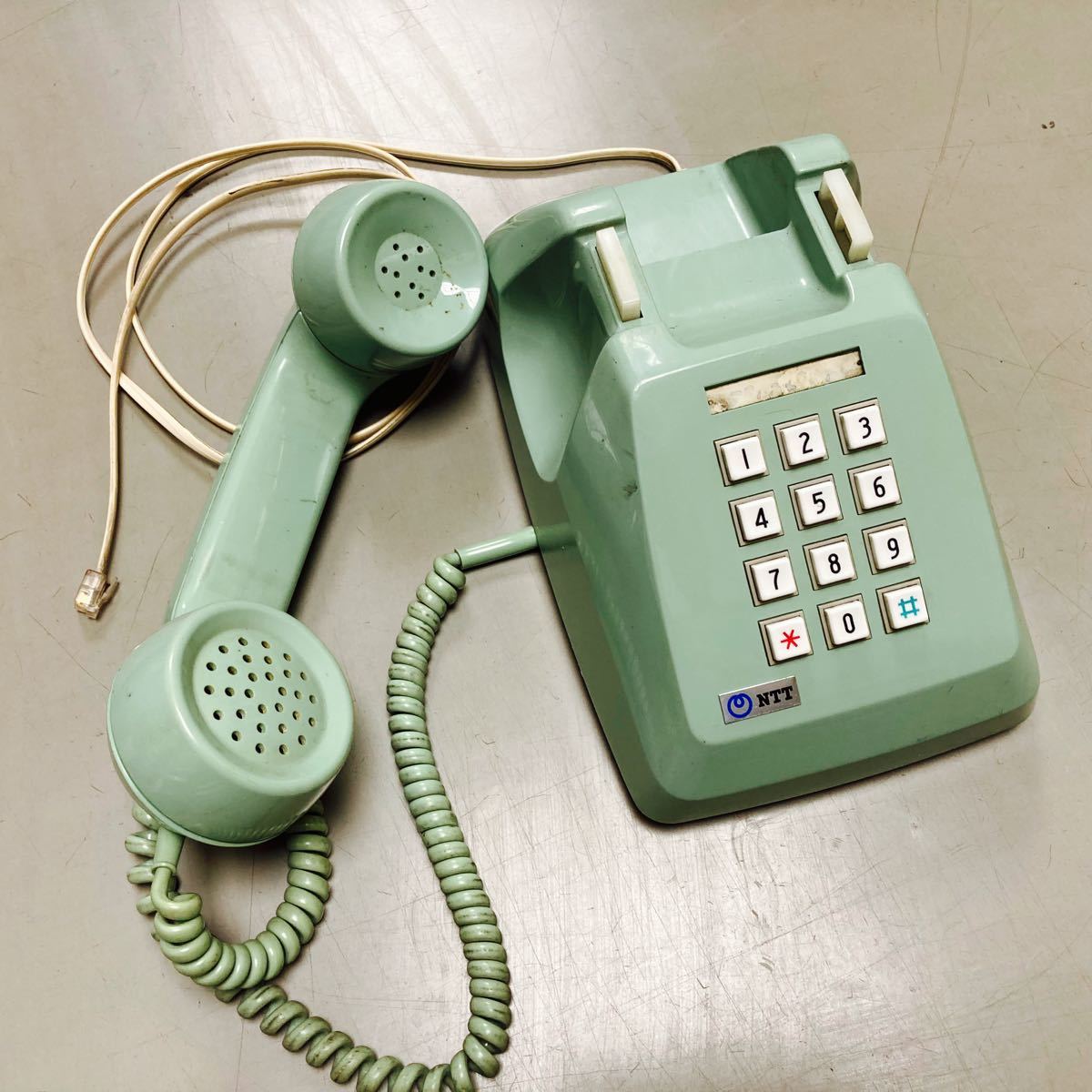 NTT 601-P プッシュ式電話機 （プッシュホン） ライトグリーン 1991年製