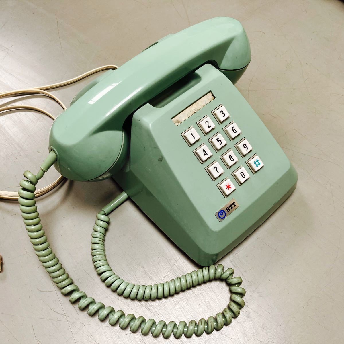NTT 601-P プッシュ式電話機 （プッシュホン） ライトグリーン 1991年製