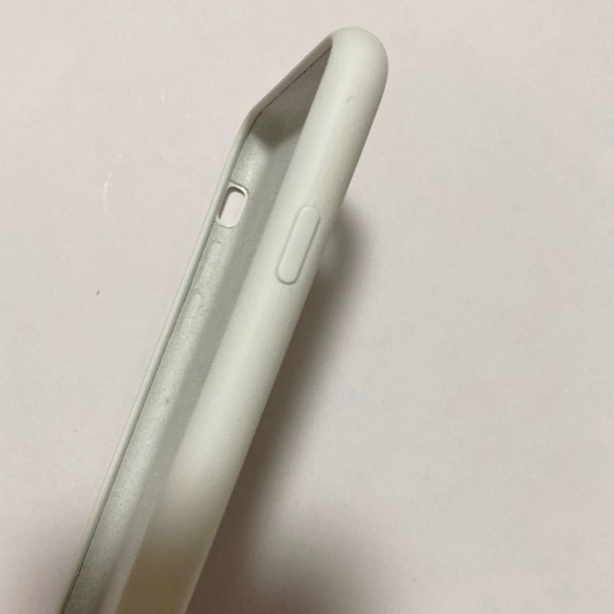 【箱付き】 Apple 純正 シリコンケース 白 ホワイト iPhone SE2 iPhone SE 第二世代