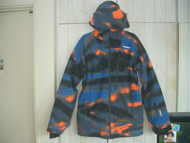 送料込 美USED QUIKSILVER クイックシルバー サイズM GORE-TEX ゴアテックス 防水 送料無料_画像1