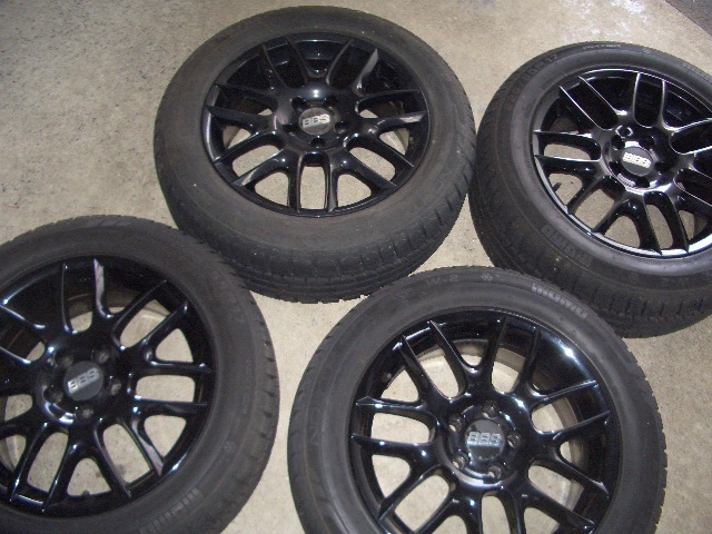 ＢＢＳ　ミニクーパークロスオーバー　スタッドレスタイヤセット中古　２２５/５５Ｒ１７　バリ山_画像1