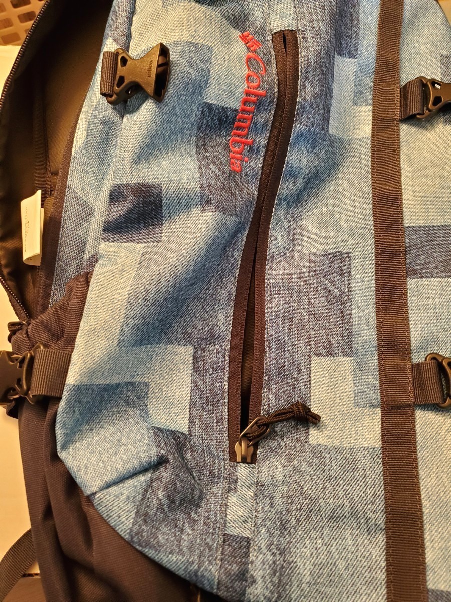 コロンビア Columbia スチュアートコーン バッグパック リュック リュックサック  鞄　かばん　カバン　バッグ