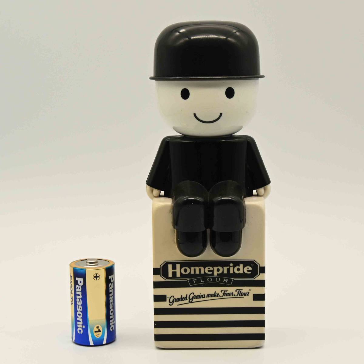 驚きの値段で s2482 HOMEPRIDE フレッド君のスパイス入れ 大サイズ ロゴ入り キャラクター