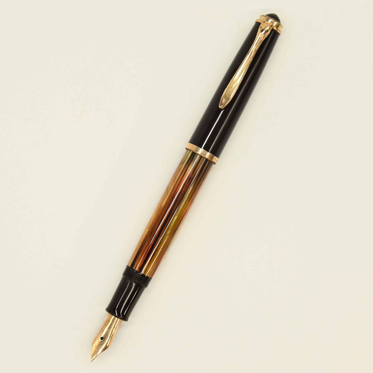 2396 fountain pen pelican #400NN Brown stripe PELIKAN piston filler -14k F small character Germany Vintage 