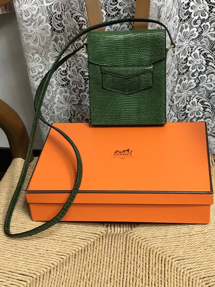 ★激レア！本物 HERMES エルメス ヴィンテージ ショルダーバッグ リザード素材 トカゲ革 お洒落なグリーン色Vertの画像1