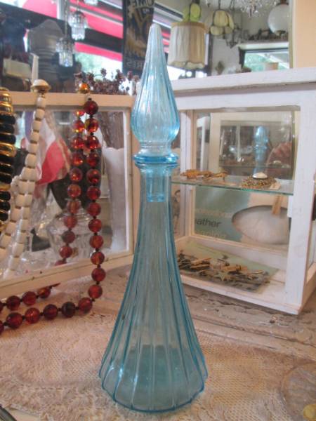 貴重！フランスアンティーク　ミッドセンチュリー 青いガラス花瓶　ブルーFrance/parisパリ蚤の市北欧50’sインテリアantique