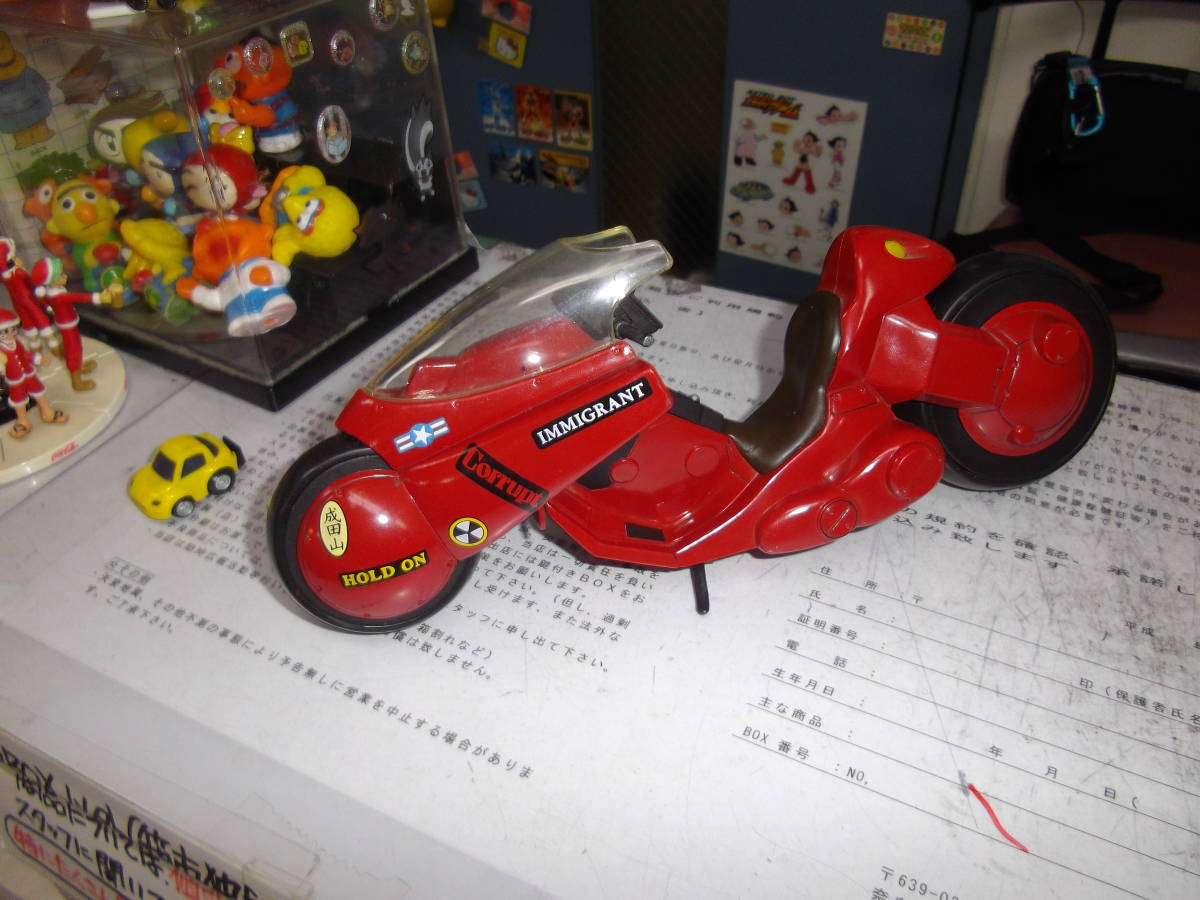 【好評にて期間延長】 Yahoo!オークション - 激渋 絶版 アキラ登場 の『金田のバイク AKIRA