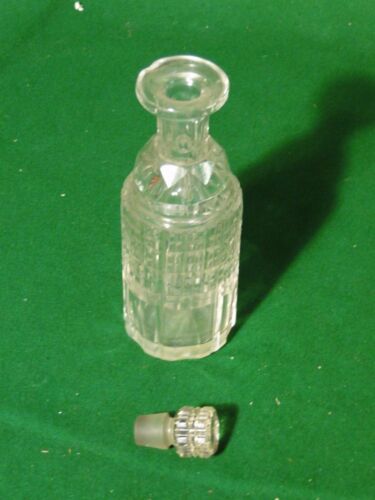 ミディアム アンティーク 香水 ボトル 瓶 カット クリスタル フランス 1880 ファンシー シェイプ_画像4