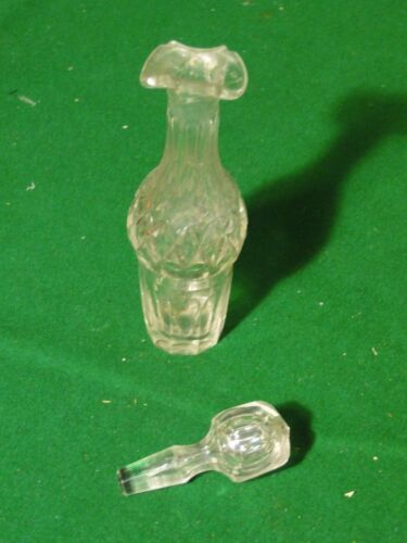 ミディアム アンティーク 香水 ボトル 瓶 カット クリスタル フランス 1880 ファンシー シェイプ_画像4