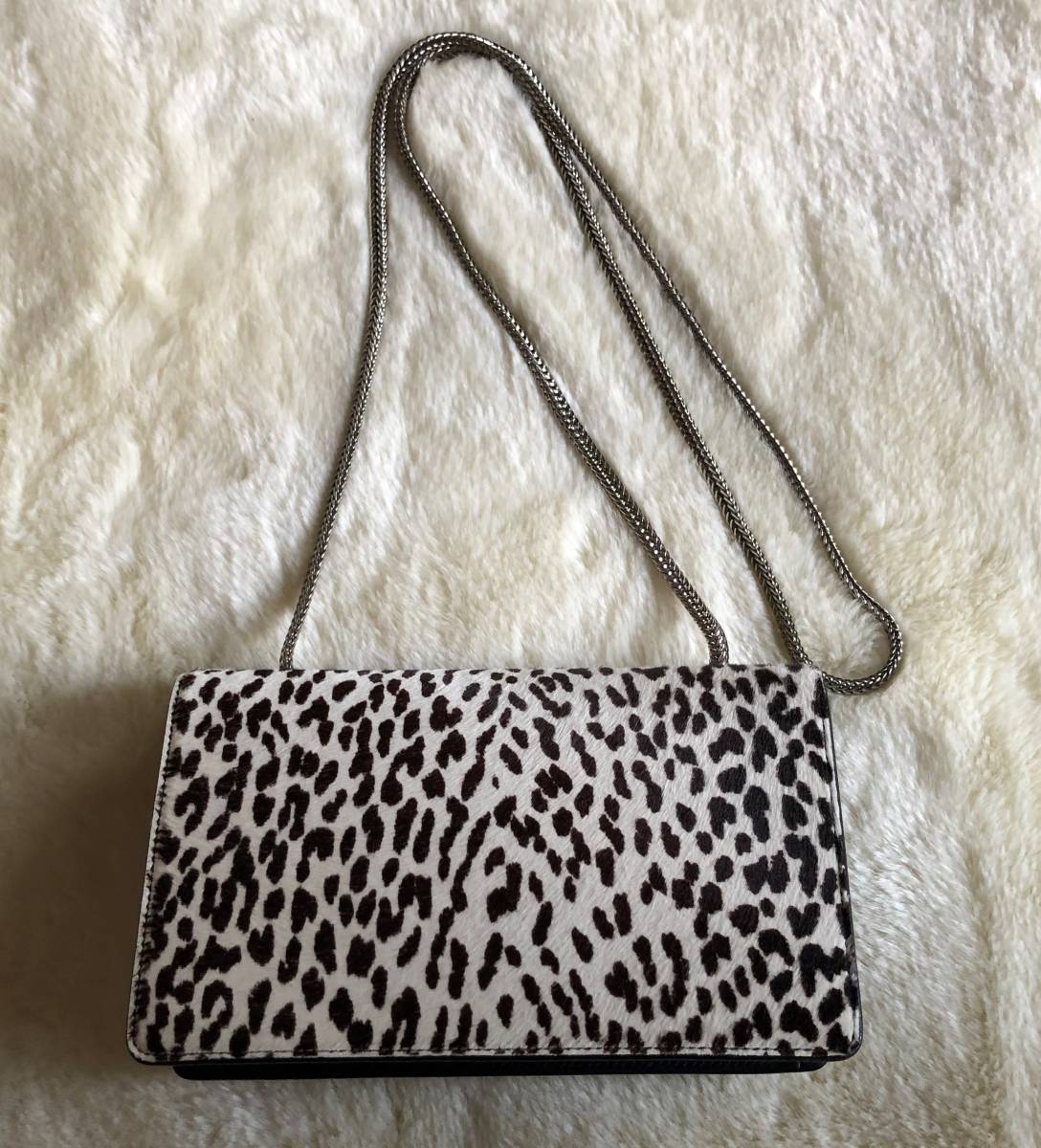 未使用☆SAINT LAURENT PARIS ベティBETTY ショルダーバッグ☆ベイビー