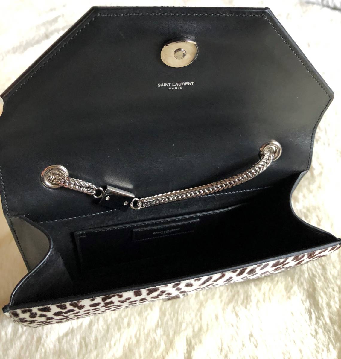 未使用☆SAINT LAURENT PARIS ベティBETTY ショルダーバッグ☆ベイビー