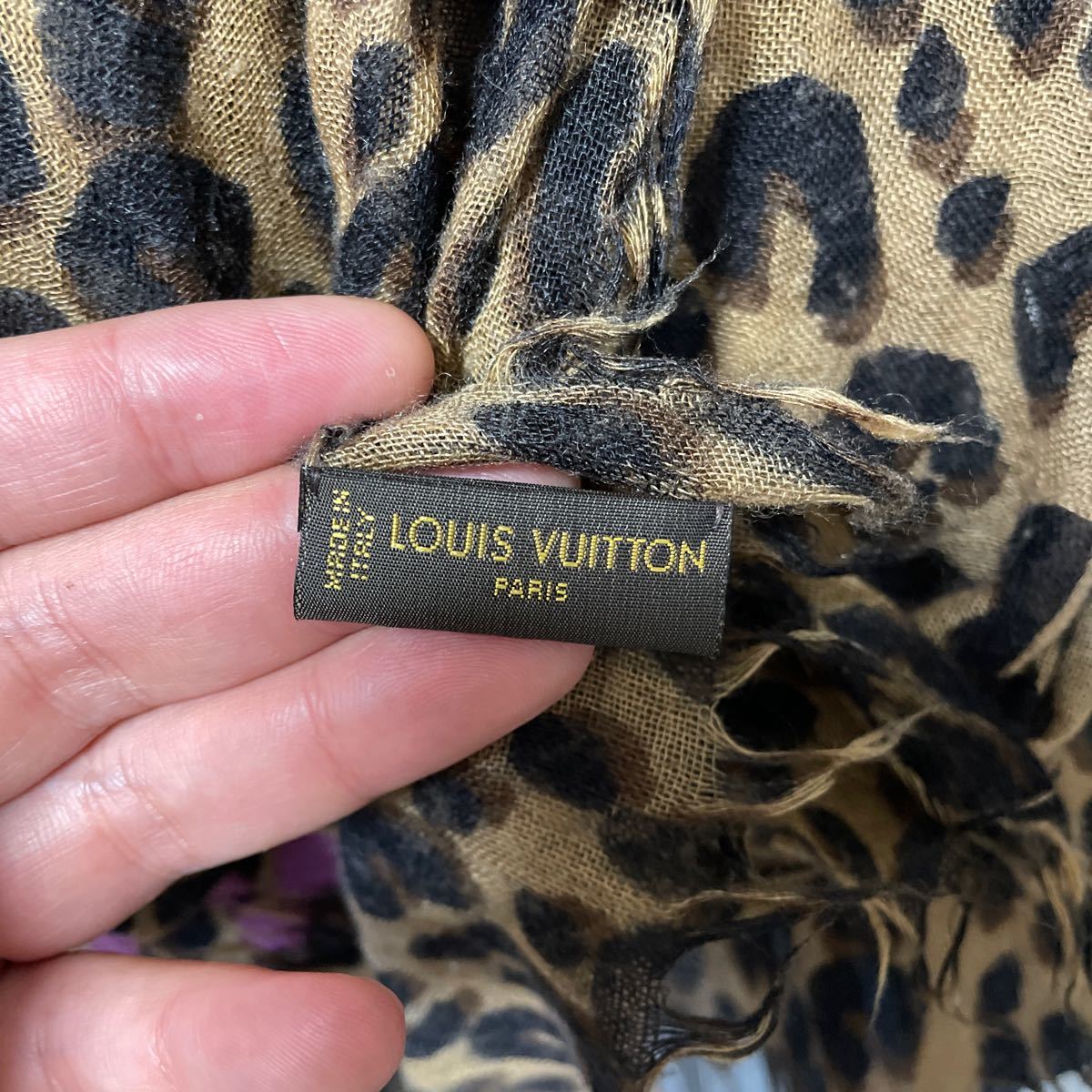 値段が激安 LOUISVUITTON□レオパード□迷彩□カモフラ□ストール