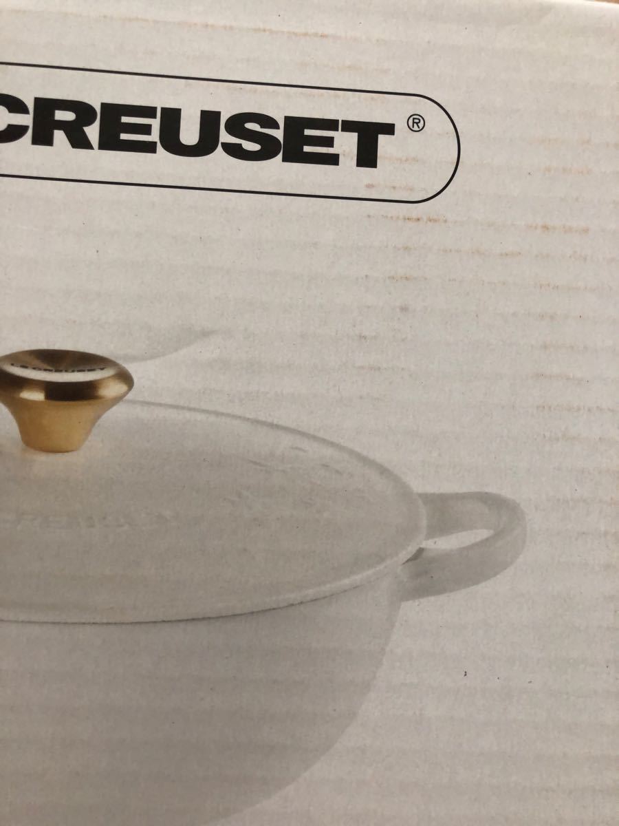 ル・クルーゼ マルミット LE CREUSET 22cm スターレリーフ　ミモザ　