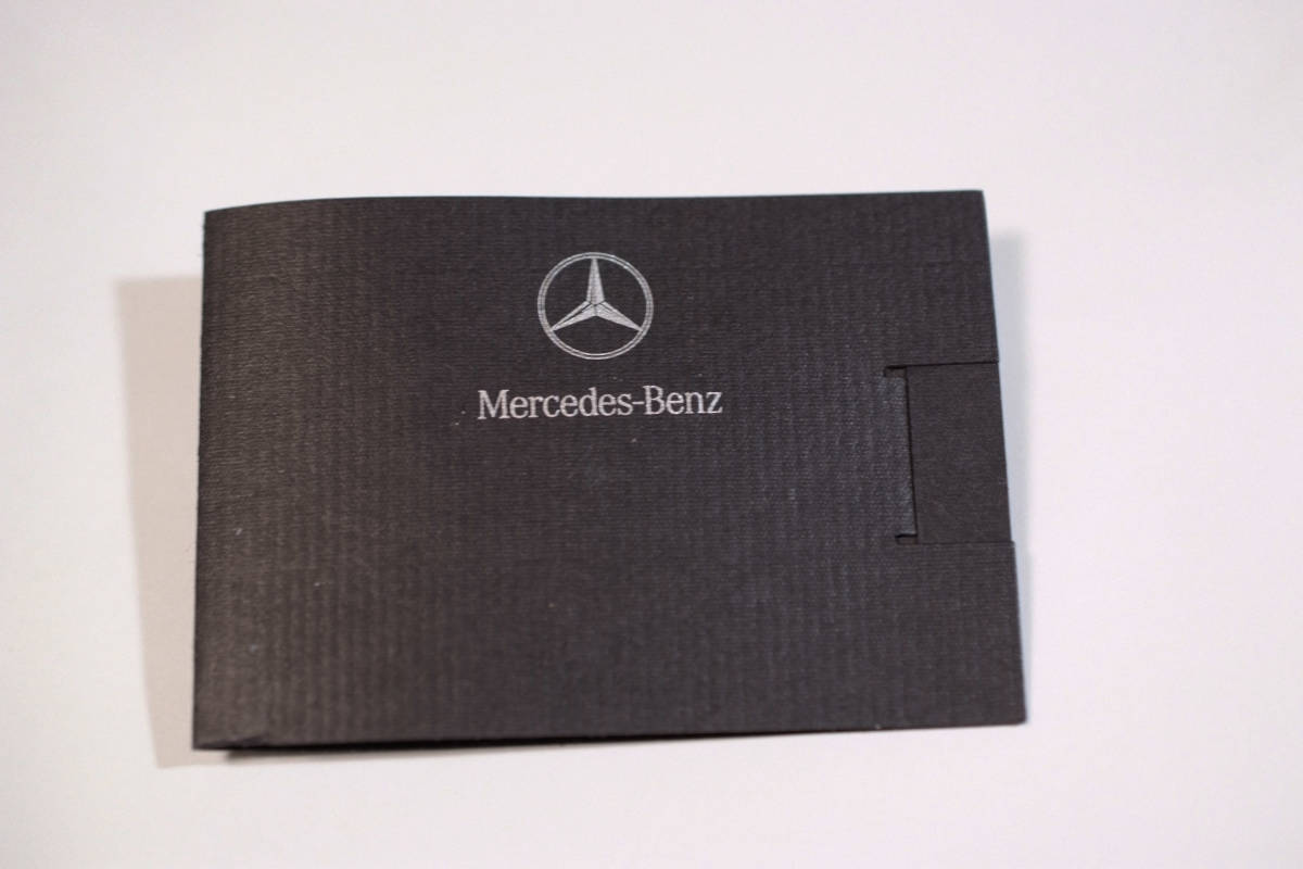 □ Mercedes ピンバッジ Eクラス W211 シルバー W40mm 純正台紙付 benz ocitye 独メルセデスベンツ E240 E280 E320 E500 E55amg_純正台紙付き