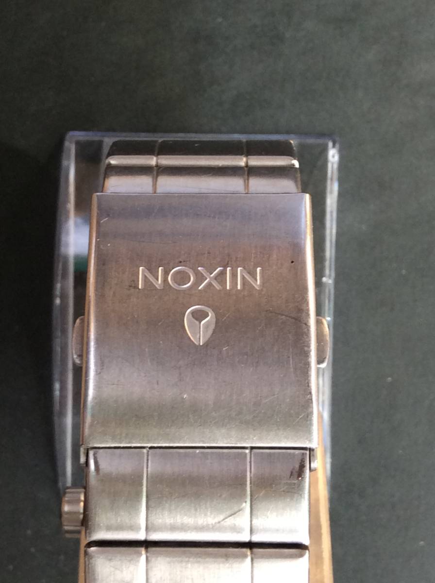 NIXON ニクソン FULL THROTTLE THE QUATRO (ザ・クアトロ) スクエア/ 四角 ブラック文字盤 3針 メンズ ウォッチ / 腕時計 N3_画像4