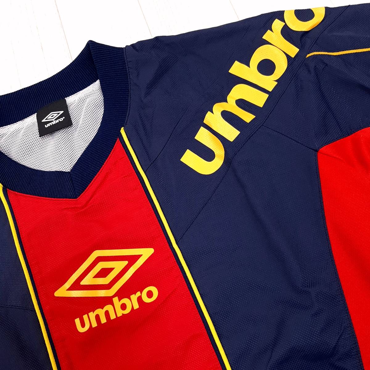 d6*UMBRO Umbro * reverse side mesh cloth V neck long sleeve window Bray car T-shirt men's S size navy navy blue color sport man and woman use soccer and so on 