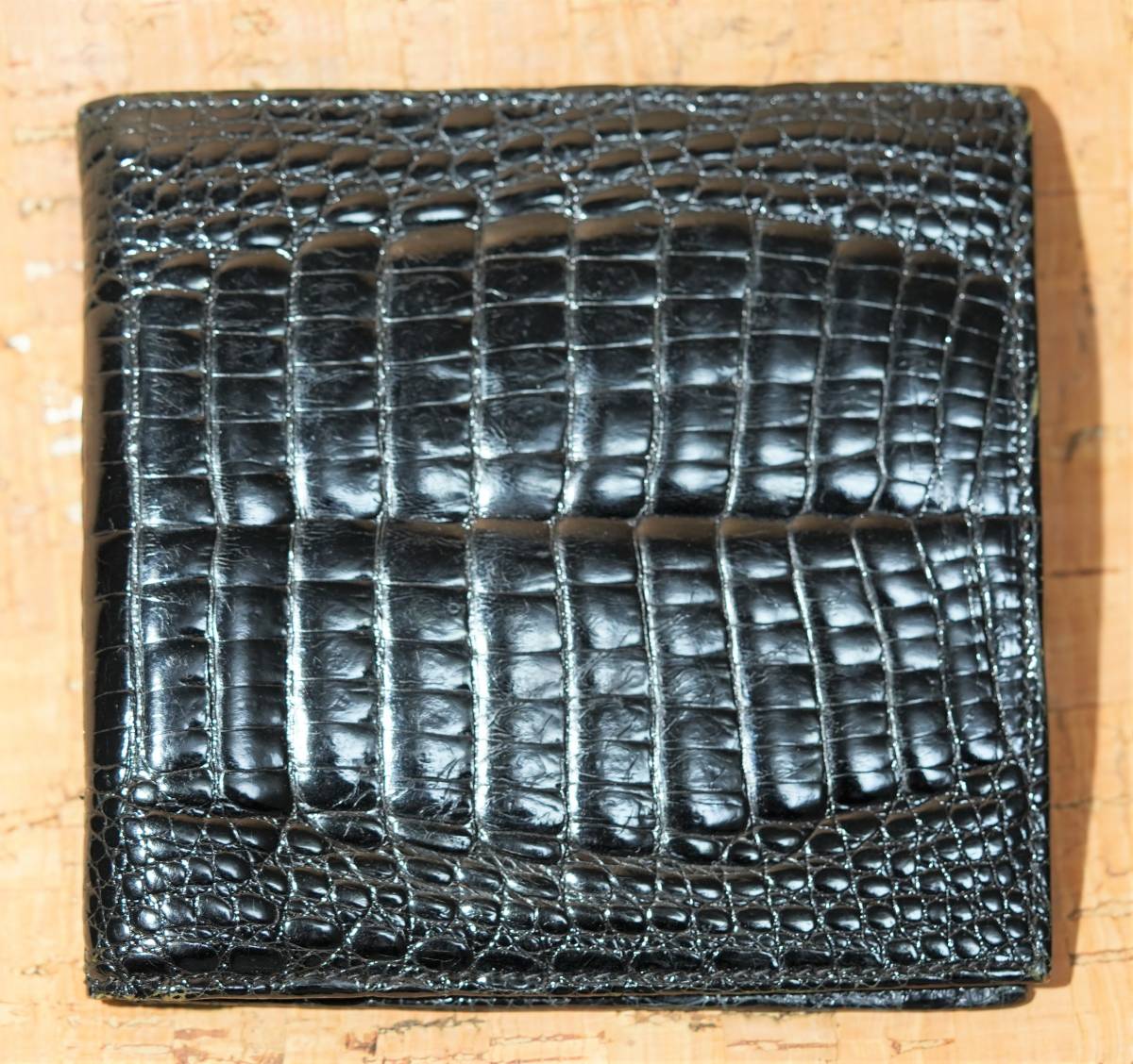 本物　最高級　イタリア製　ベビークロコ　ワニ革　二つ折り　財布　黒