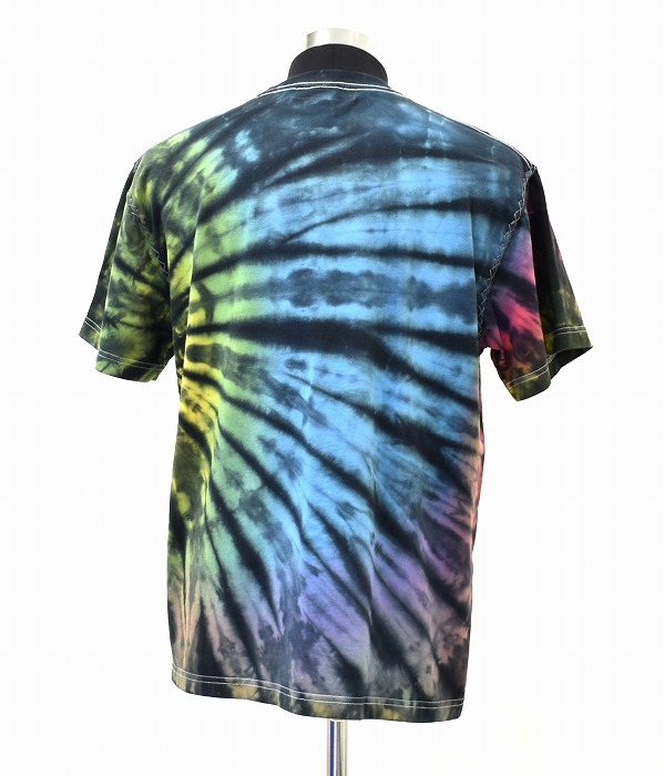 OVERDESIGN （オーバーデザイン）HAND STITCH TIE DYE TEE CURSIVEハンドステッチ タイダイ Tシャツ クルーネック 半袖MULTI LOGO ロゴ_画像2