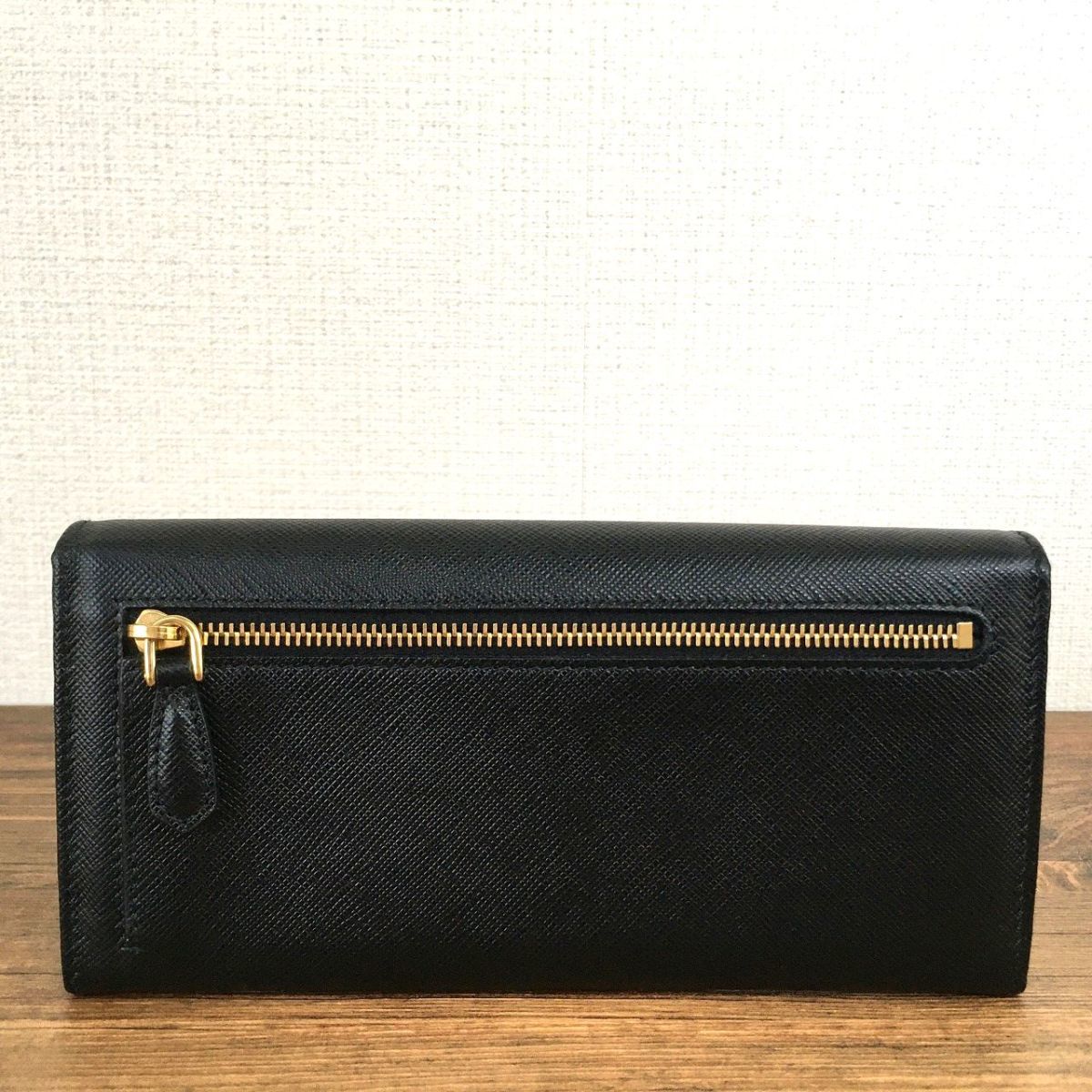 ☆送料無料☆ 未使用品 PRADA 二つ折り長財布 1MH132 NERO ブラック ロングウォレット 財布 プラダ 427_画像5