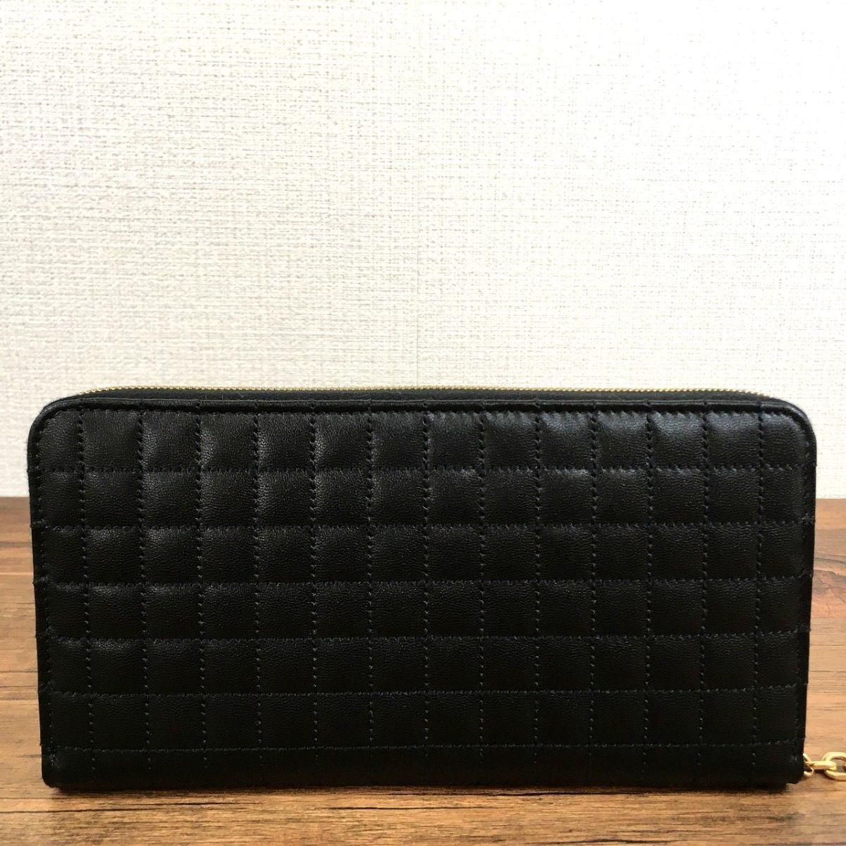 ☆送料無料☆ 未使用品 CELINE ジップラウンドファスナーウォレット C