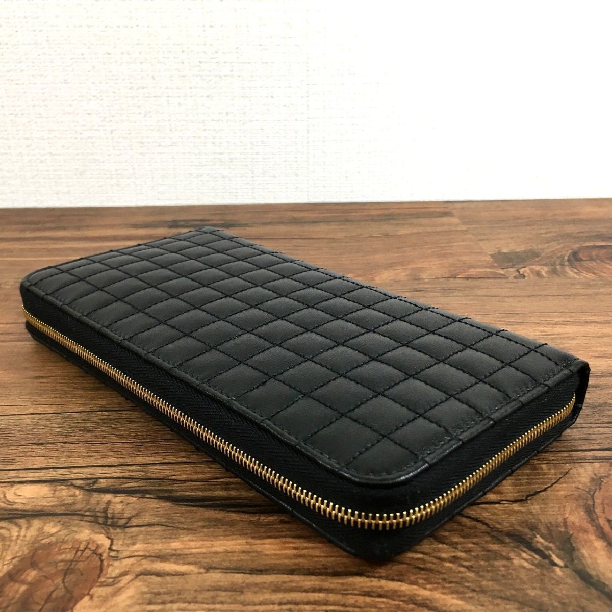 ☆送料無料☆ 未使用品 CELINE ジップラウンドファスナーウォレット C