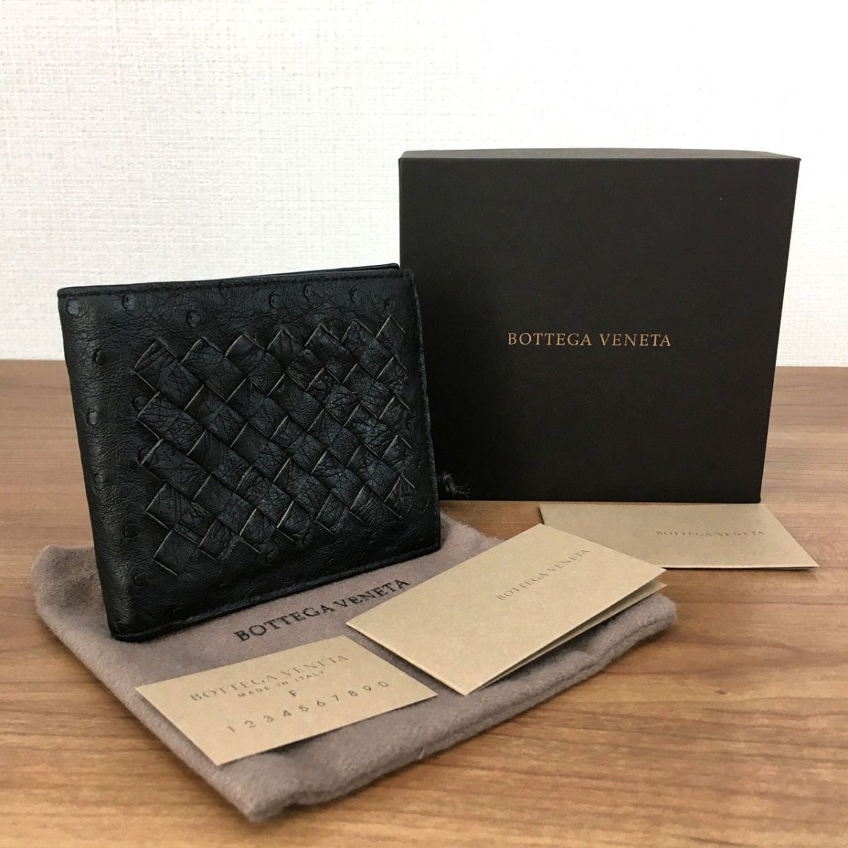 初回限定】 VENETA BOTTEGA 極美品 ☆送料無料☆ 二つ折り札入れ 73