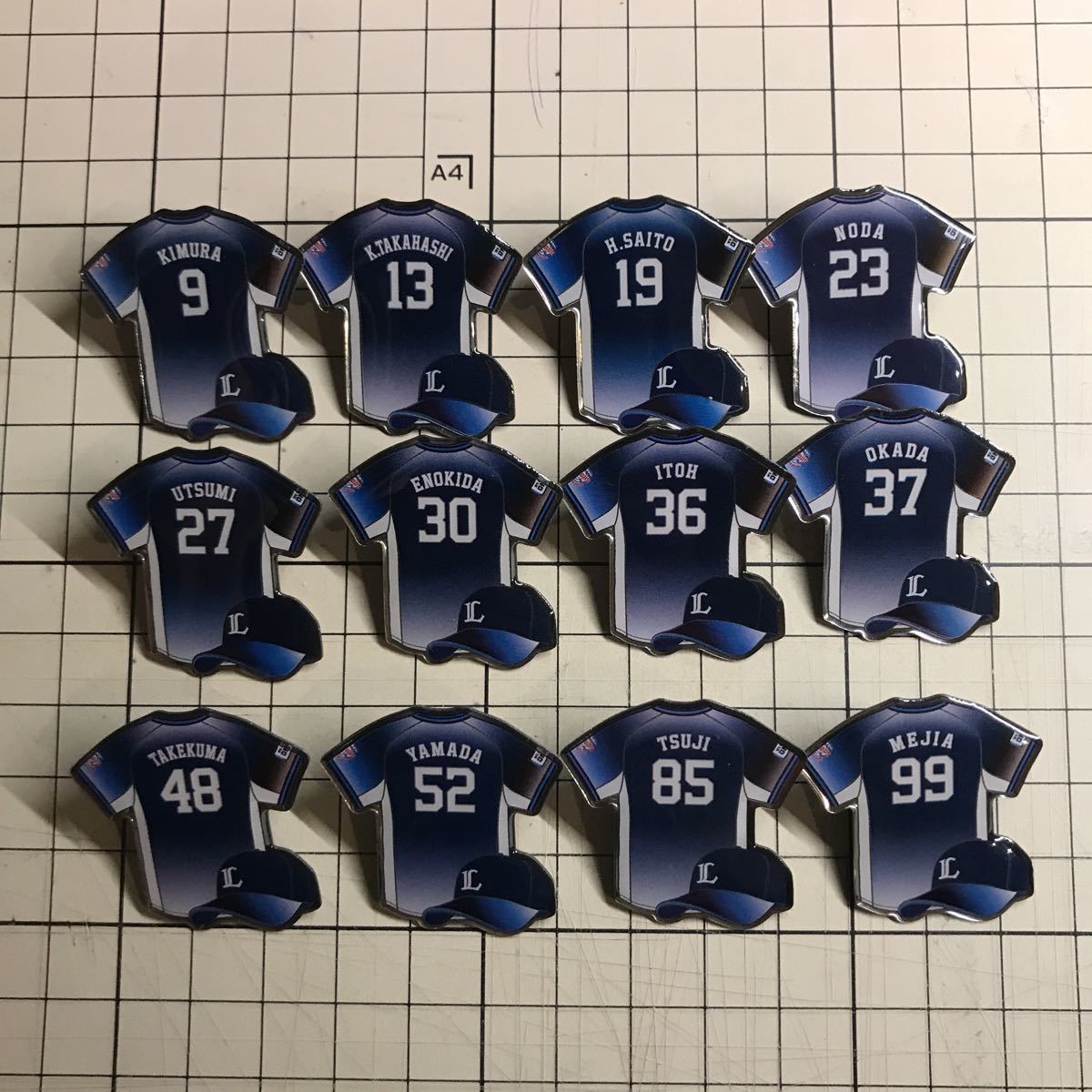 埼玉西武ライオンズ 2019 サードユニフォーム ピンバッジ 12個|PayPayフリマ