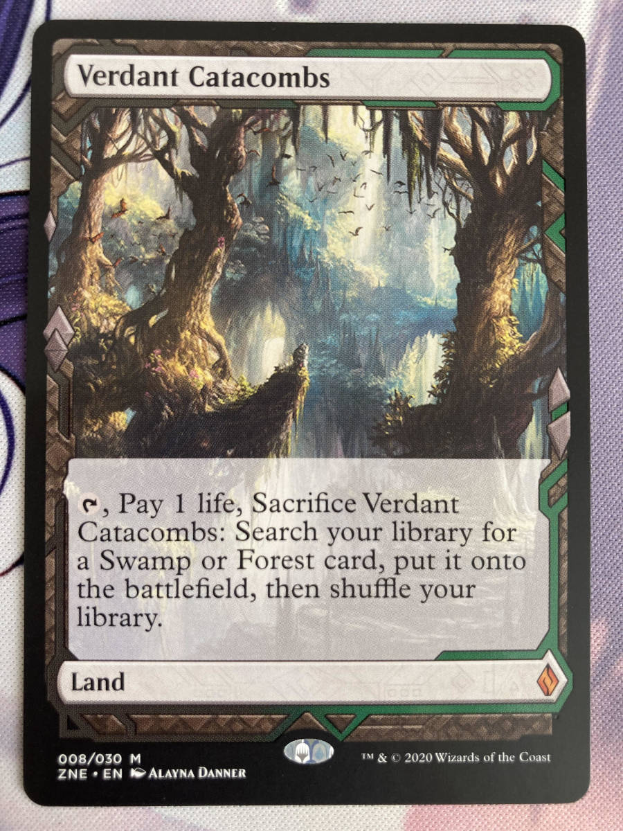 MTG　《新緑の地下墓地/Verdant Catacombs》　ZNE　英語_画像1