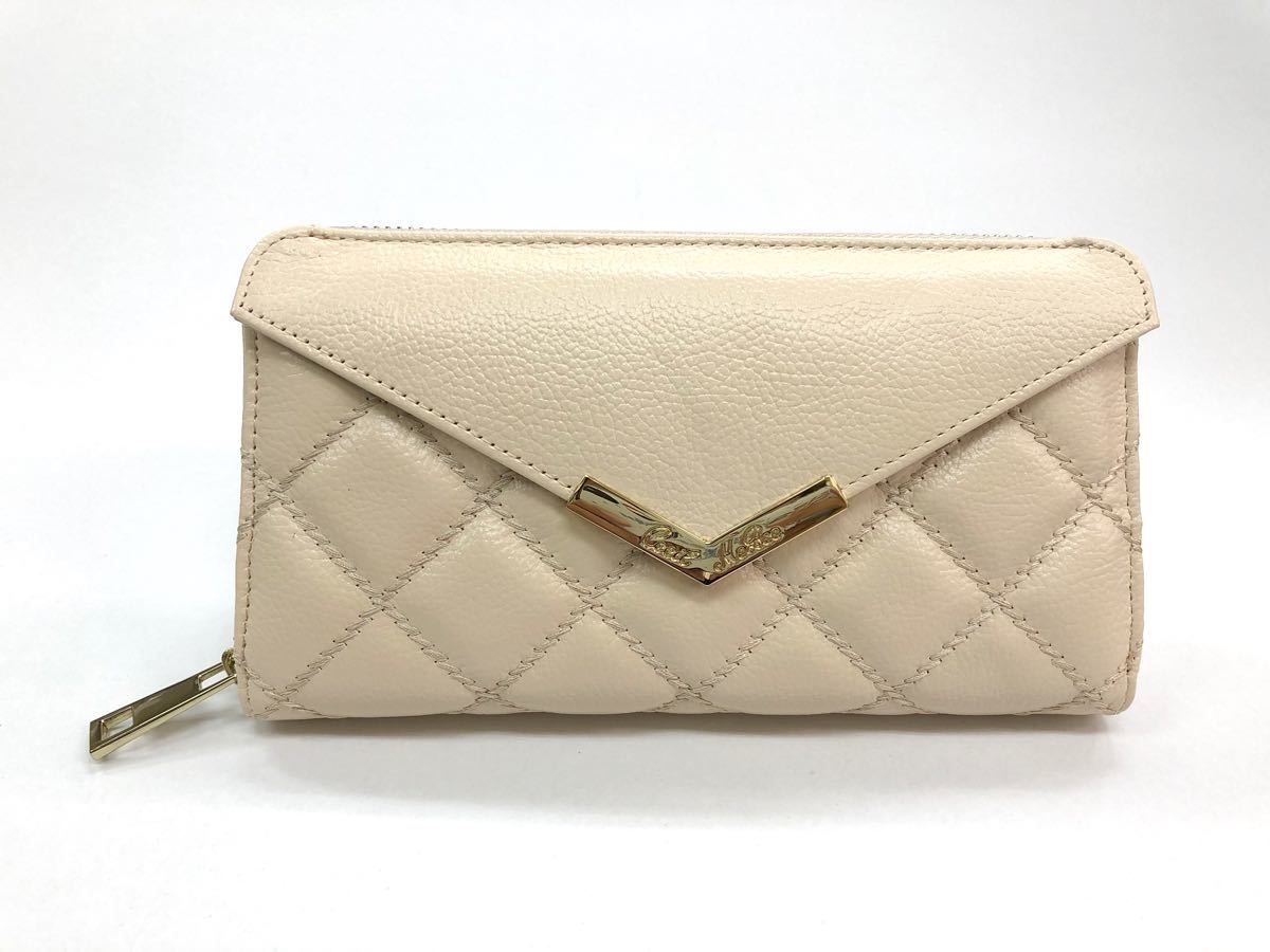 Paypayフリマ 新品未使用 Cecil Mcbee セシルマクビー V金具キルティングラウンド長財布 本革製 Paypayフリマ 新品未使用 Cecil Mcbee セシルマクビー V金具キルティングラウンド長財布 本革製