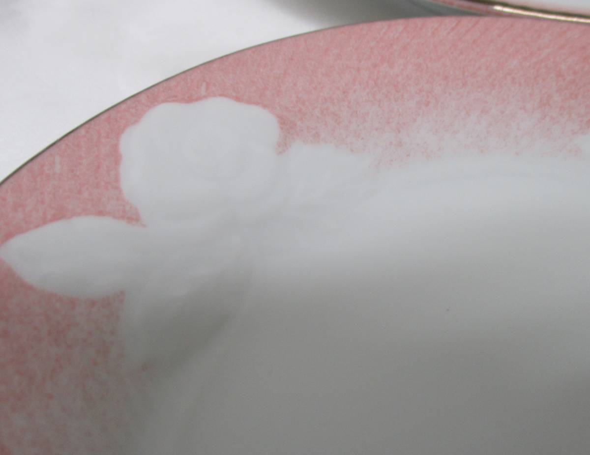 UP-TO-DATE テーブルウェア 中皿 小皿5客 日本製 金彩 白 ピンク 食器_画像3