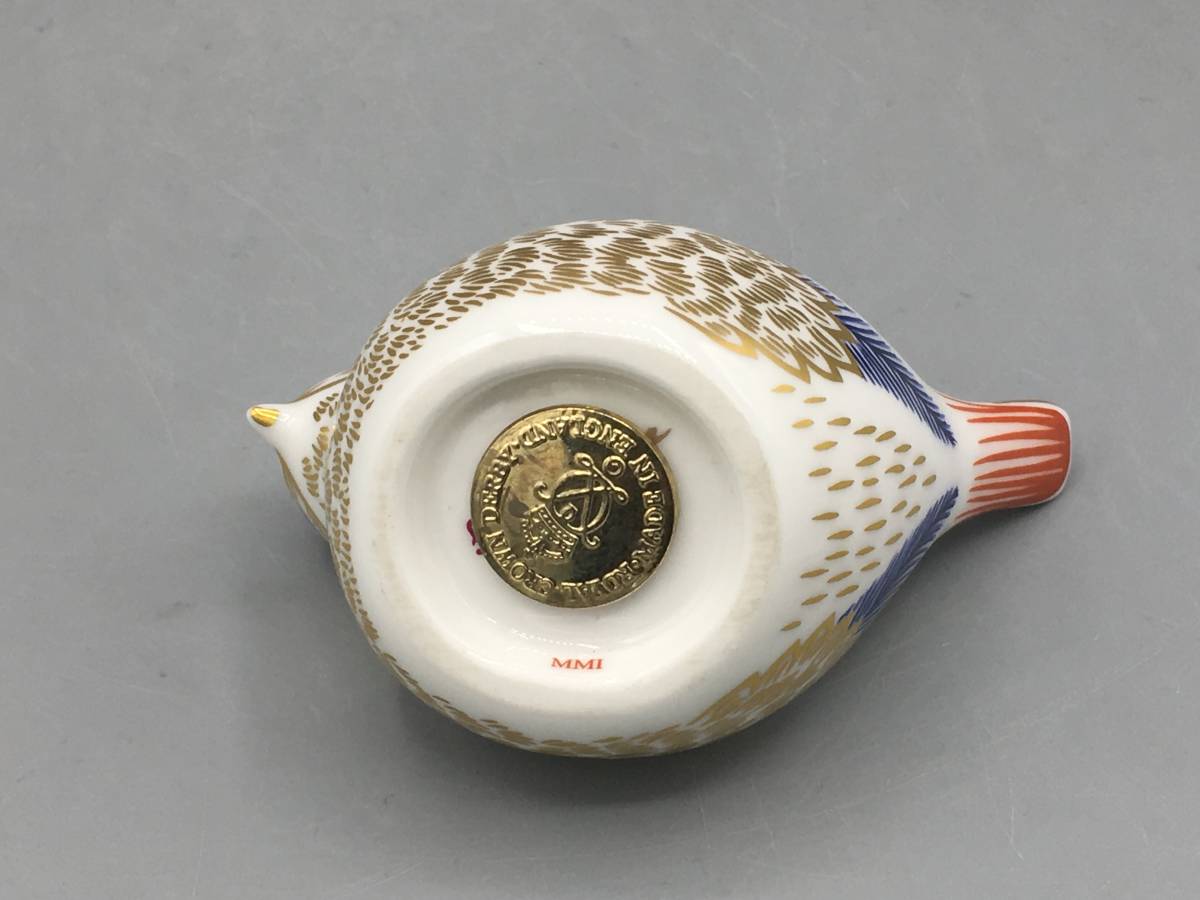 ロイヤルクラウンダービー 鳥 置物 フィギュリン ペーパーウェイト 陶器 陶器人形