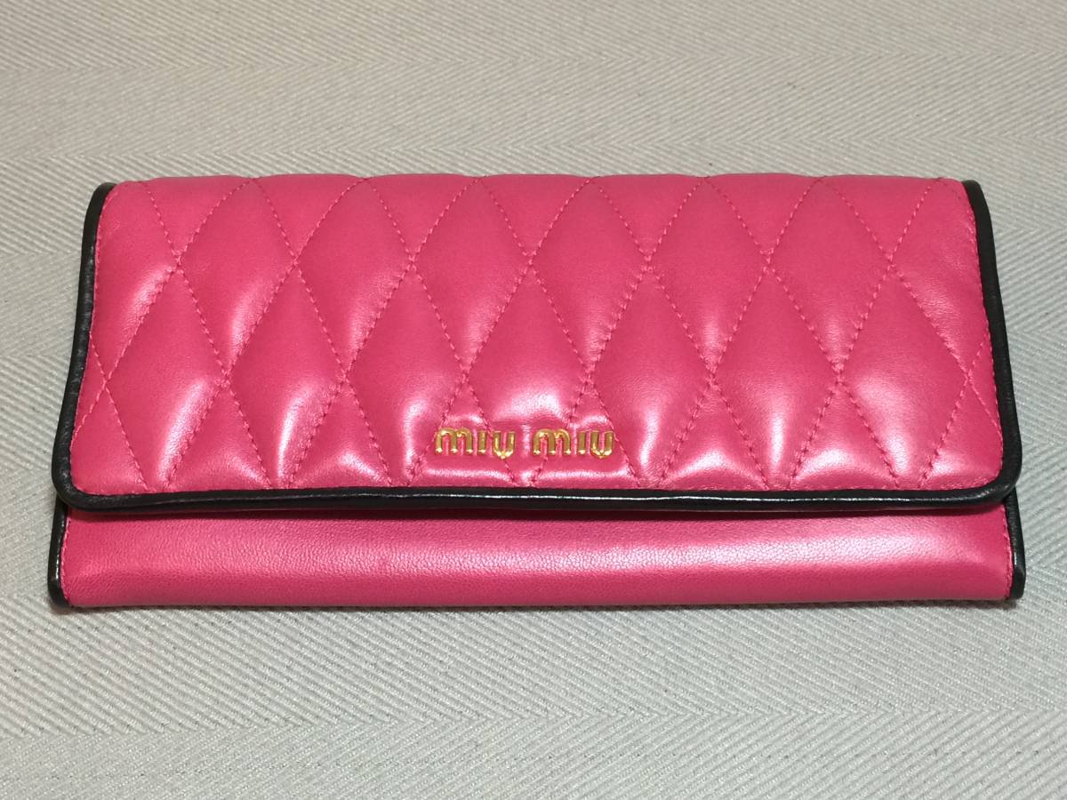  new goods MiuMiu leather folding in half long wallet pink miumiuma tera se