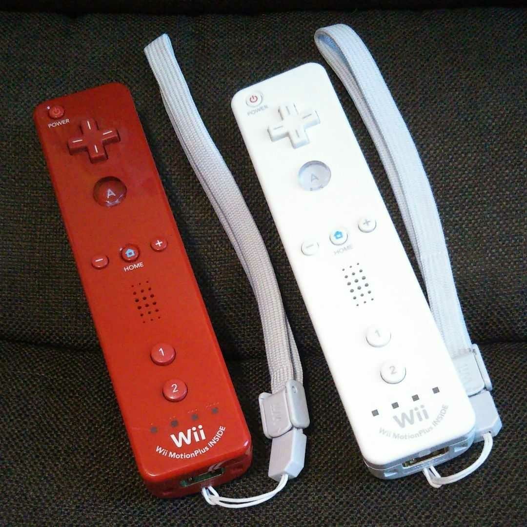 Nintendo Wii WiiU用 リモコンプラス セット（ホワイト・レッド）